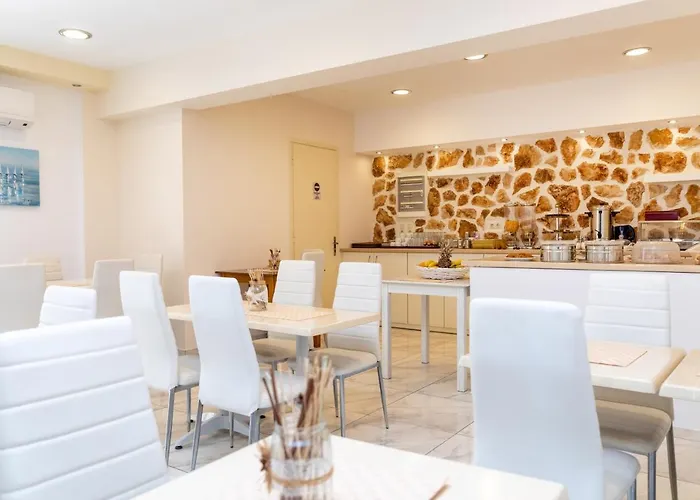 Golden Coast Naxos Hotel apartamentowy