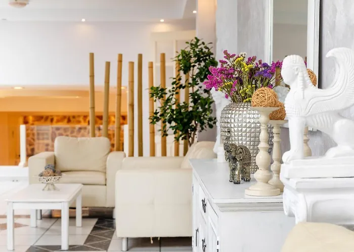 Hotel apartamentowy Golden Coast Naxos